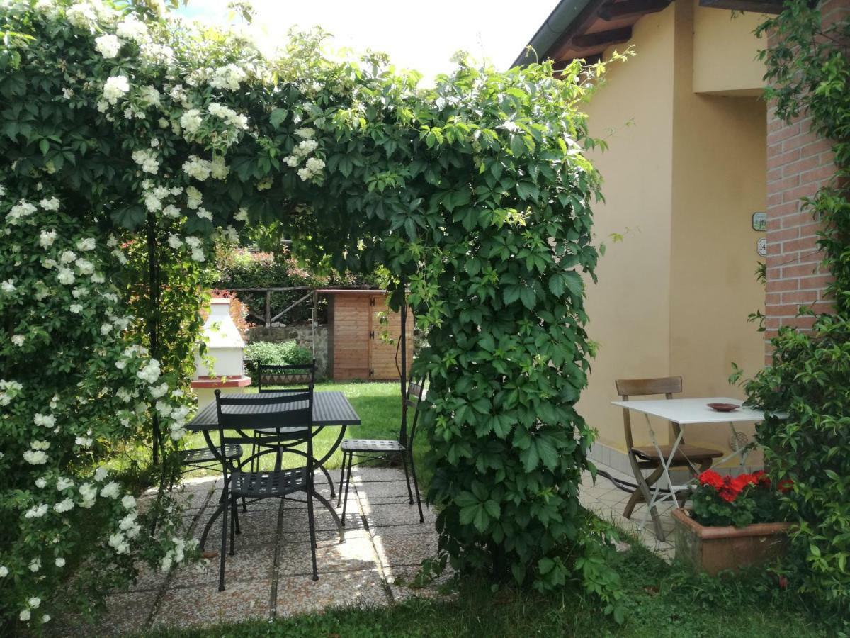 Villetta Pia Contignano Екстериор снимка